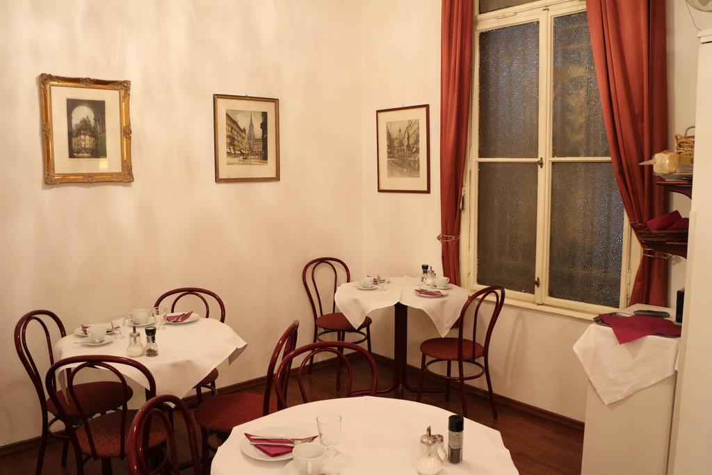 Pension Lerner Vienna Exterior photo