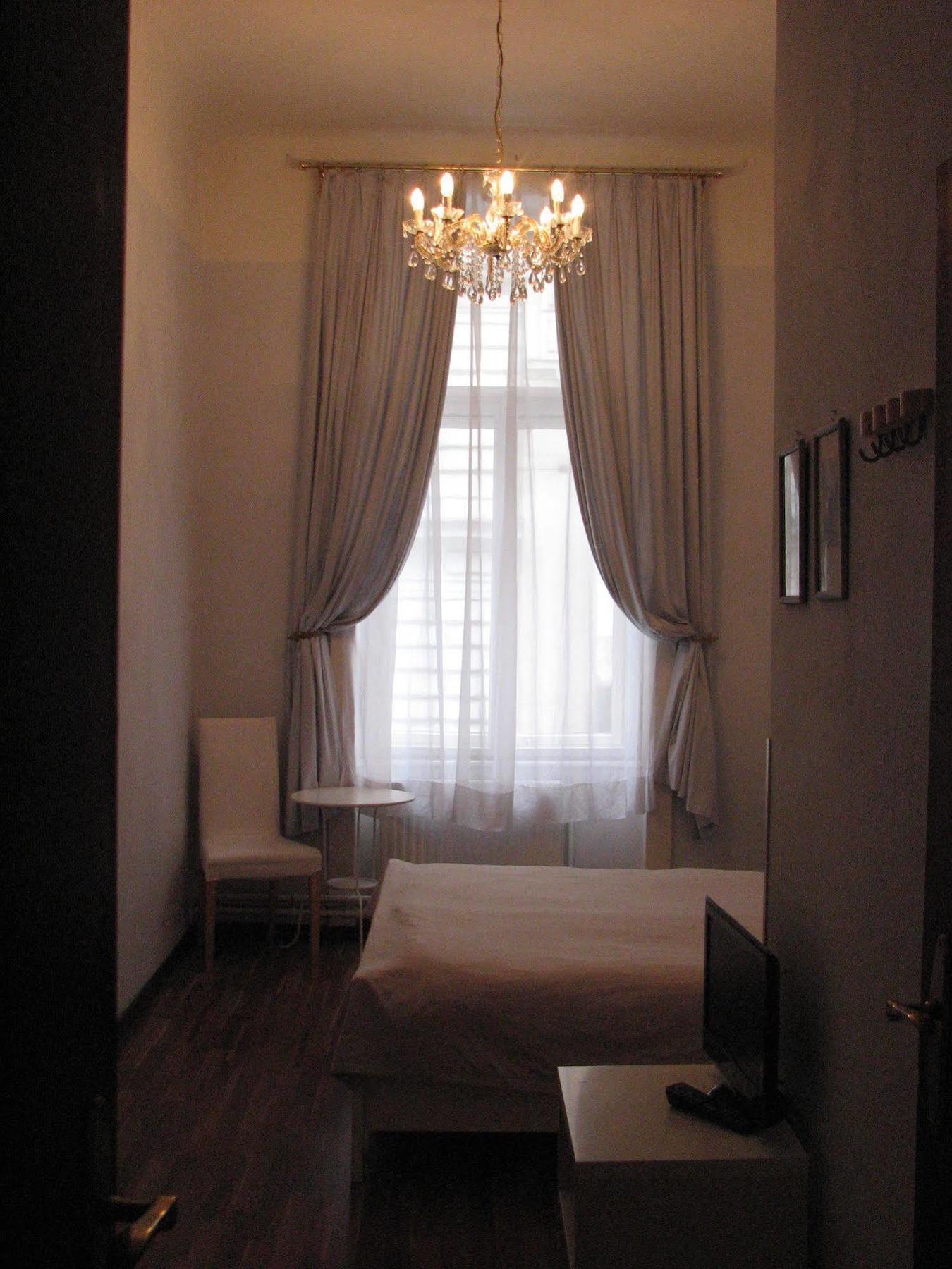 Pension Lerner Vienna Exterior photo